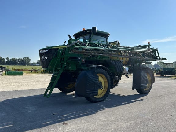 2019 John Deere R4030 Equipment Image0