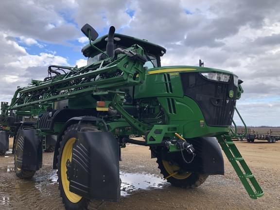 Image of John Deere R4030 equipment image 1
