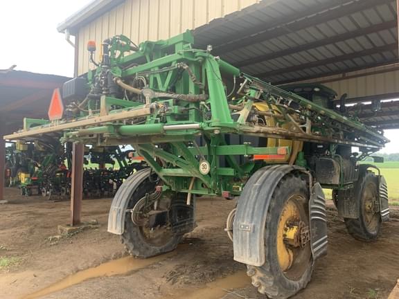 Image of John Deere R4030 equipment image 4