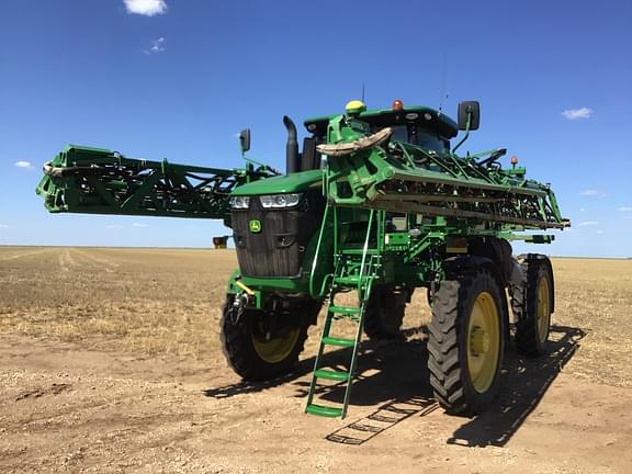 Image of John Deere R4030 equipment image 3