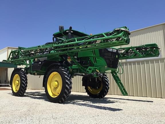 Image of John Deere R4030 equipment image 3