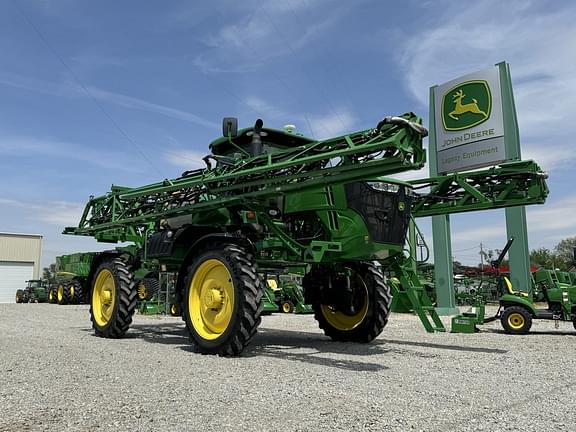 Image of John Deere R4030 Primary image