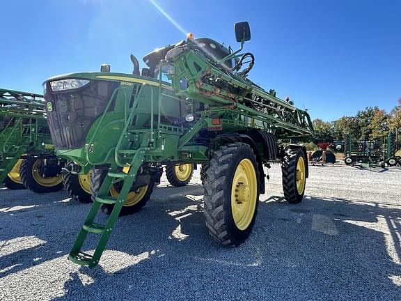 Image of John Deere R4030 equipment image 1