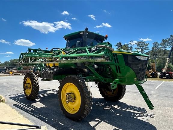 Image of John Deere R4030 equipment image 1