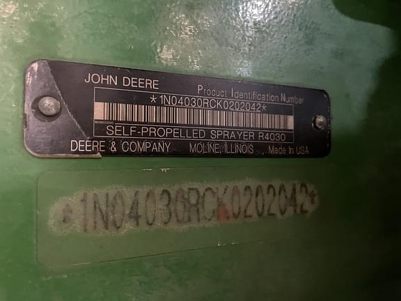 Image of John Deere R4030 equipment image 1