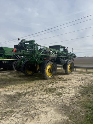 Image of John Deere R4030 equipment image 3