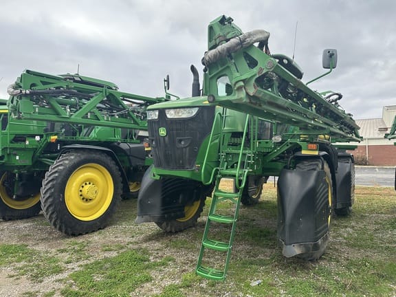 Main image John Deere R4030