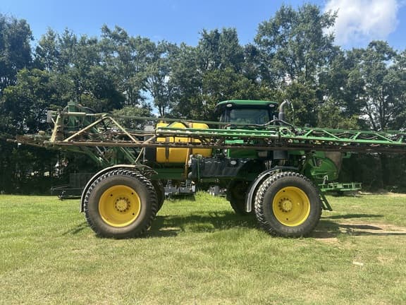 Image of John Deere R4030 equipment image 3