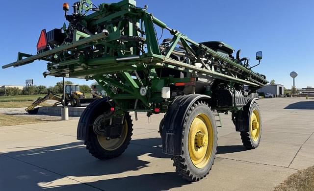 Image of John Deere R4038 equipment image 2