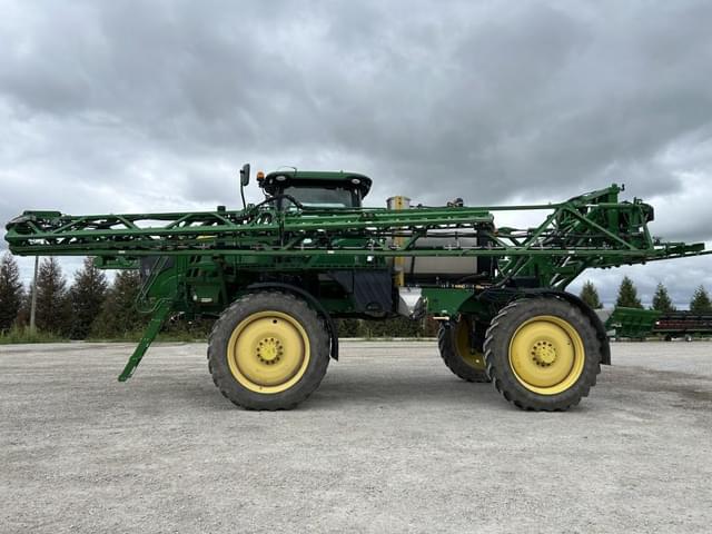 Image of John Deere R4038 equipment image 2