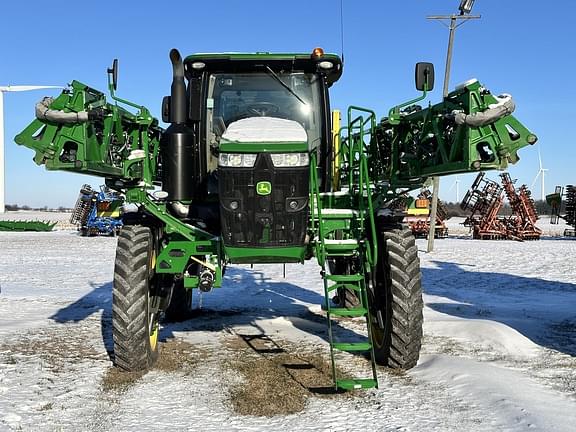 Image of John Deere R4038 equipment image 1