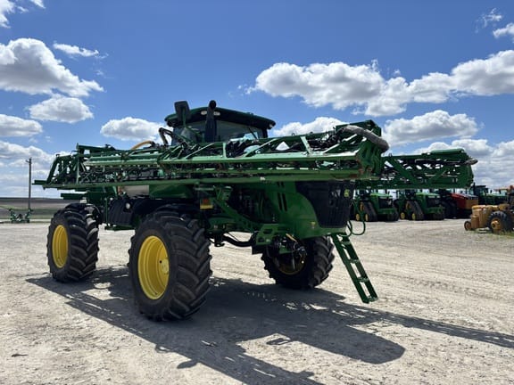 2019 John Deere R4038 Equipment Image0