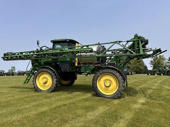 Image of John Deere R4038 equipment image 3