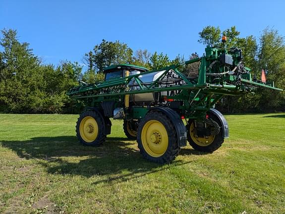 Image of John Deere R4038 equipment image 2