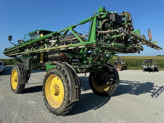 Image of John Deere R4038 equipment image 2