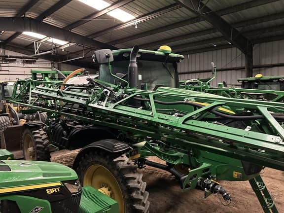 Image of John Deere R4038 equipment image 1