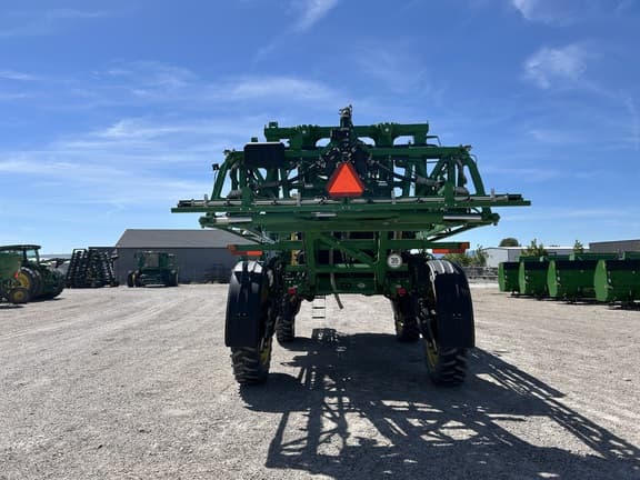 Image of John Deere R4038 equipment image 4