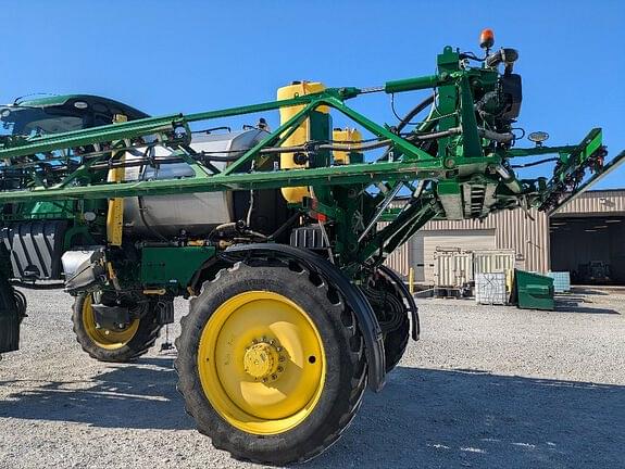 Image of John Deere R4038 equipment image 3