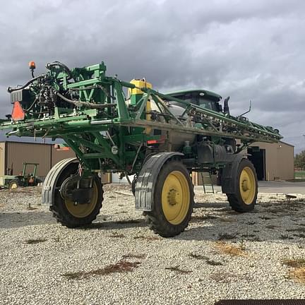 Image of John Deere R4038 equipment image 1