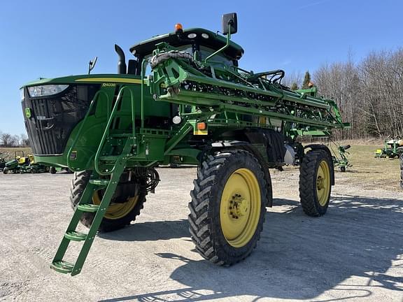 Image of John Deere R4038 equipment image 1