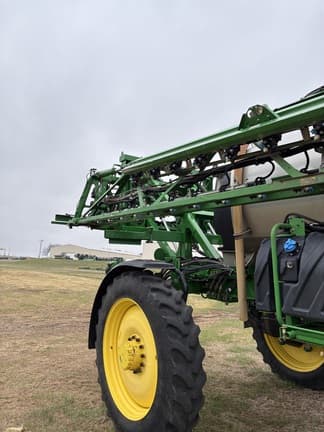 Image of John Deere R4038 equipment image 4