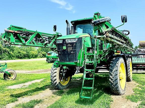 Image of John Deere R4038 equipment image 1