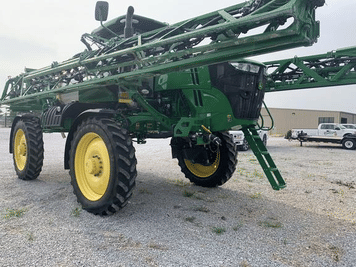 Main image John Deere R4038