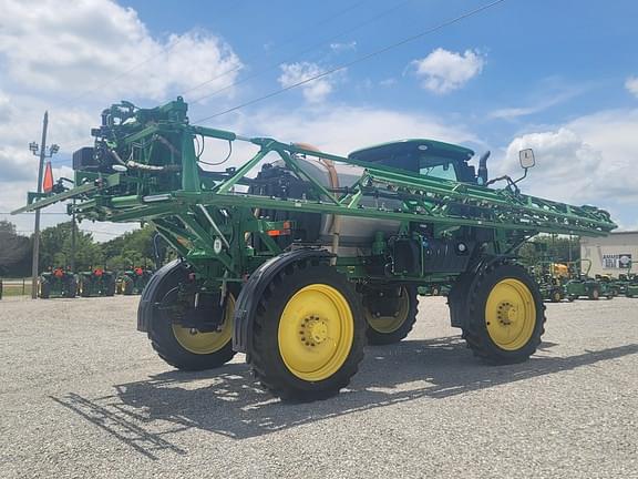 Image of John Deere R4038 equipment image 2