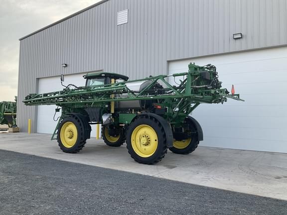 Image of John Deere R4038 equipment image 2