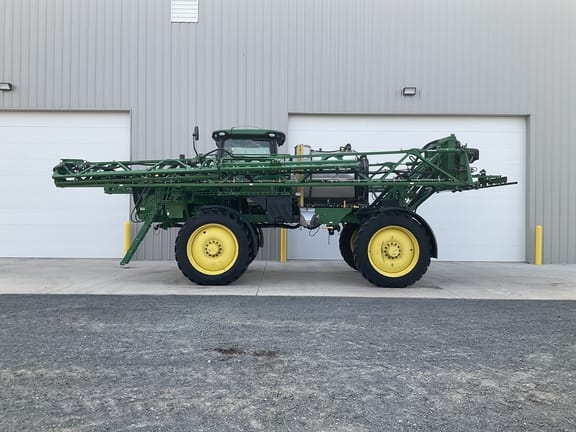 2019 John Deere R4038 Equipment Image0
