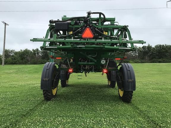 Image of John Deere R4038 equipment image 4