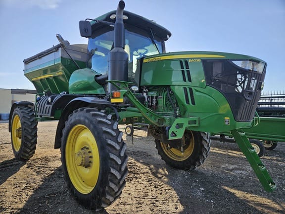 2019 John Deere R4038 Equipment Image0