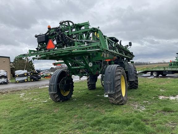 Image of John Deere R4038 equipment image 3