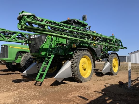 Main image John Deere R4038
