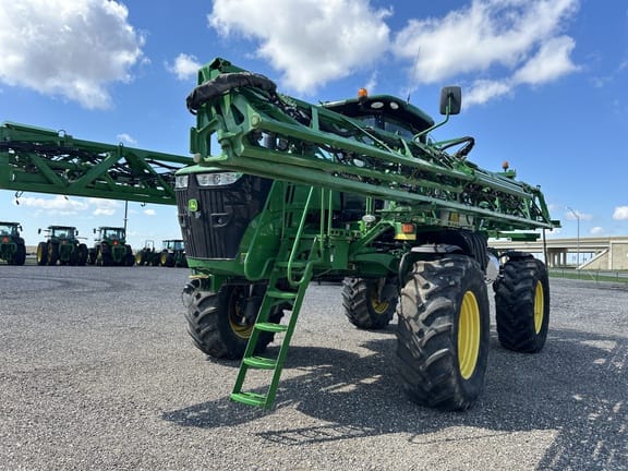 2019 John Deere R4038 Equipment Image0