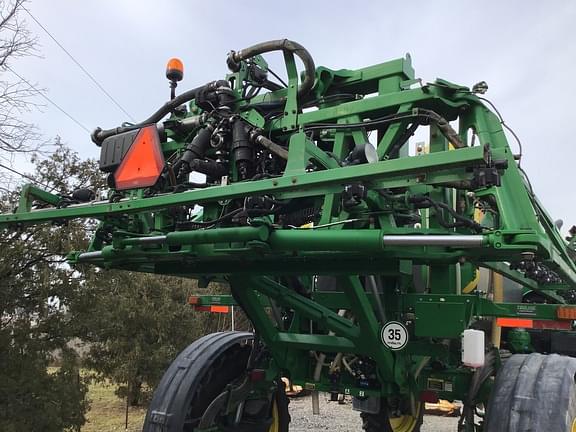 Image of John Deere R4038 equipment image 4