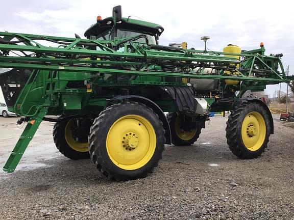 Image of John Deere R4038 equipment image 1