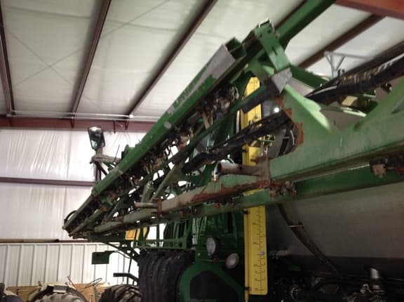 Image of John Deere R4038 equipment image 3