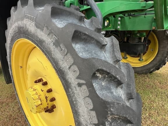 Image of John Deere R4038 equipment image 3