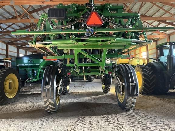 Image of John Deere R4038 equipment image 1