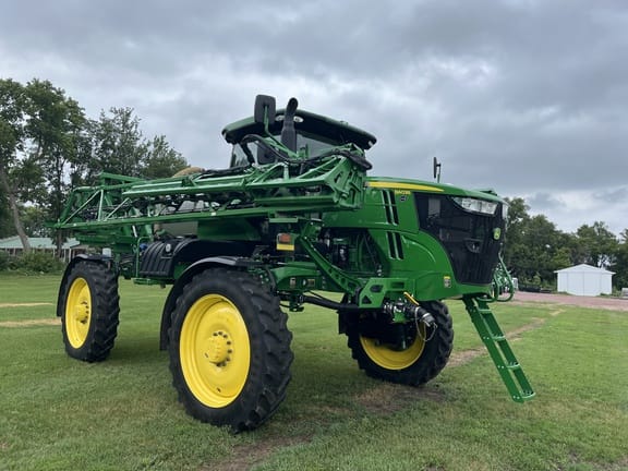 Main image John Deere R4038
