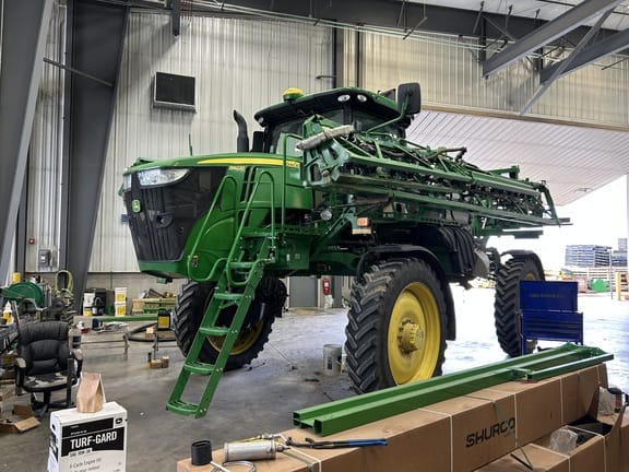 2019 John Deere R4038 Equipment Image0