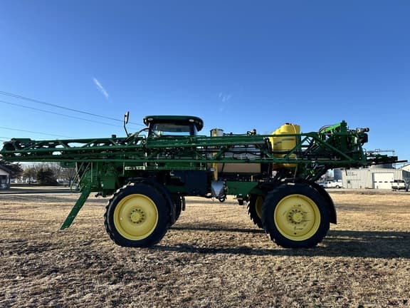 Image of John Deere R4038 equipment image 2