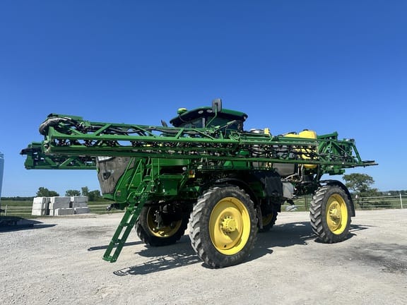 2019 John Deere R4038 Equipment Image0