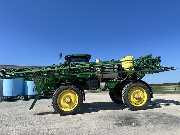 Image of John Deere R4038 equipment image 2