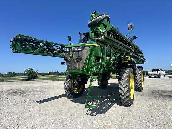 Image of John Deere R4038 equipment image 1