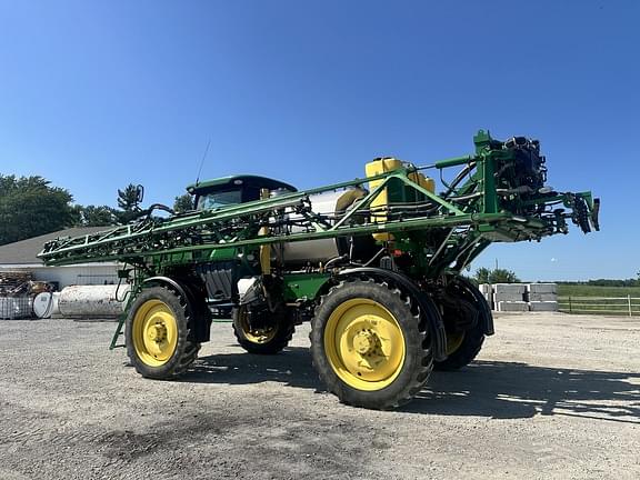 Image of John Deere R4038 equipment image 4