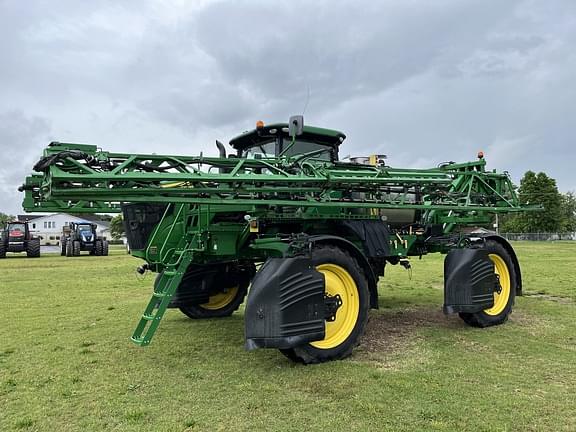 Image of John Deere R4038 equipment image 2