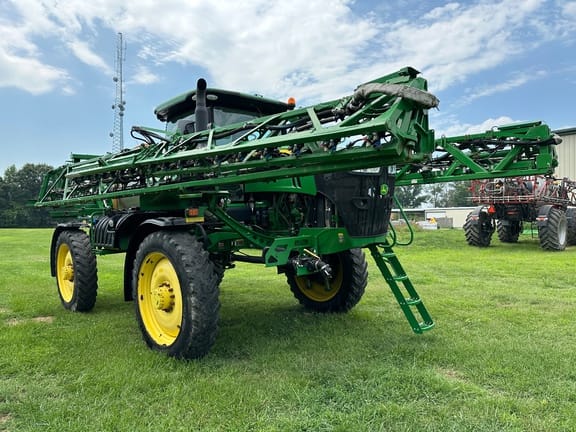 Main image John Deere R4038