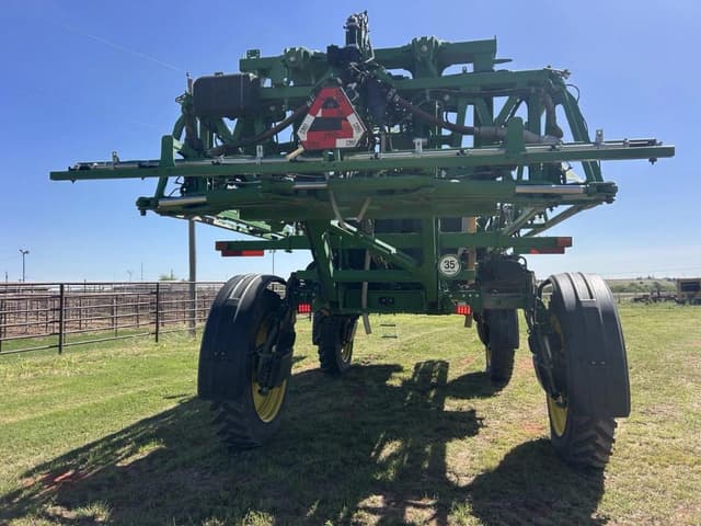 Image of John Deere R4038 equipment image 3